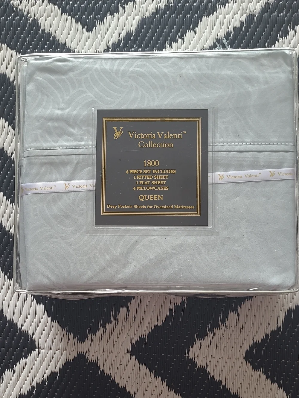 Victoria Valenti 1800 Clllection Series Queen Sheet Set - Color Sea Foam Green